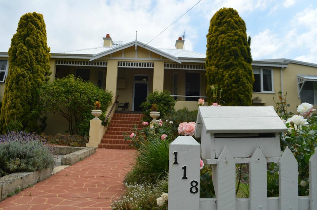 올버니 Dunmoylen House B&B 외부 사진